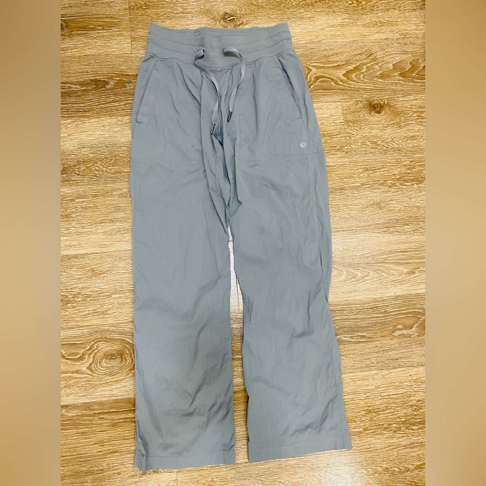 Lululemon Dance Studio Light Grey Unlined Pant sz 4